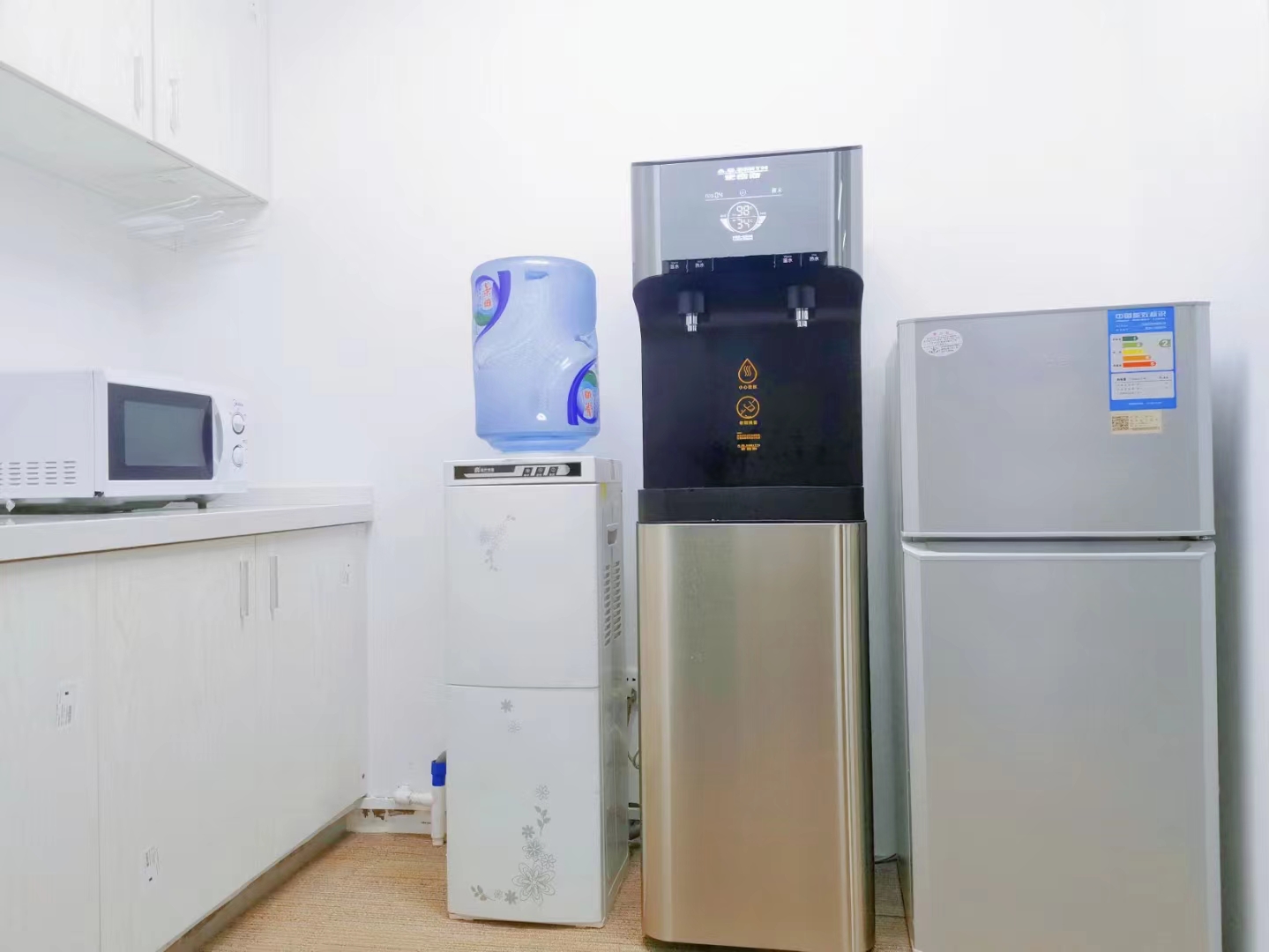 公司性价比高的直饮水机推荐：科普选型技巧，省心又省钱