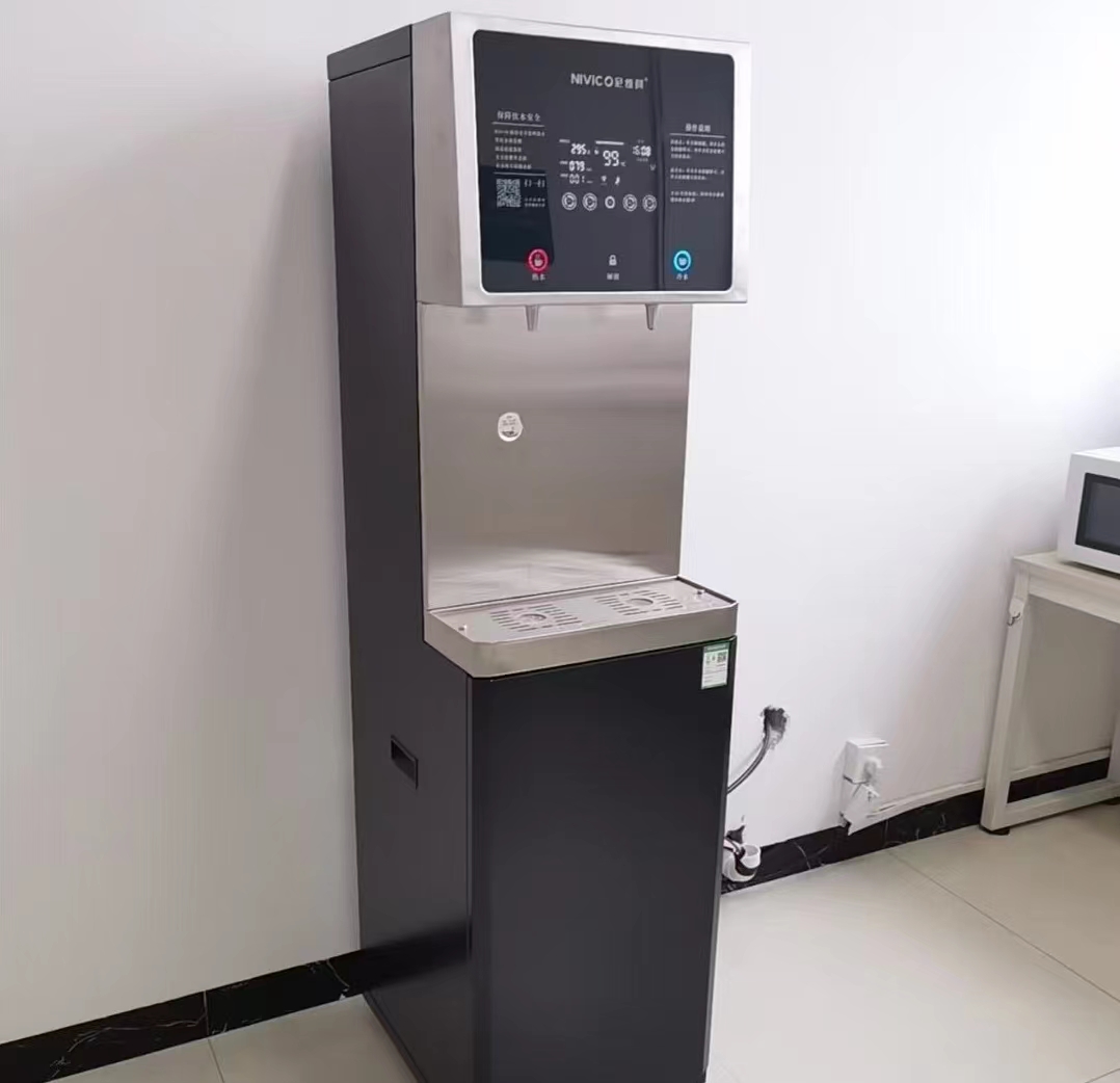 办公室性价比高的直饮水机推荐：科普选型技巧，省钱又安心