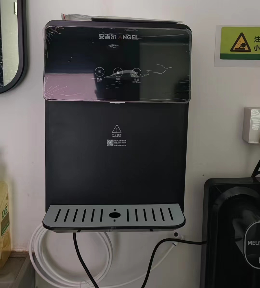车间挂壁式直饮水机推荐：科普适配技巧，省空间耐污更适配生产场景