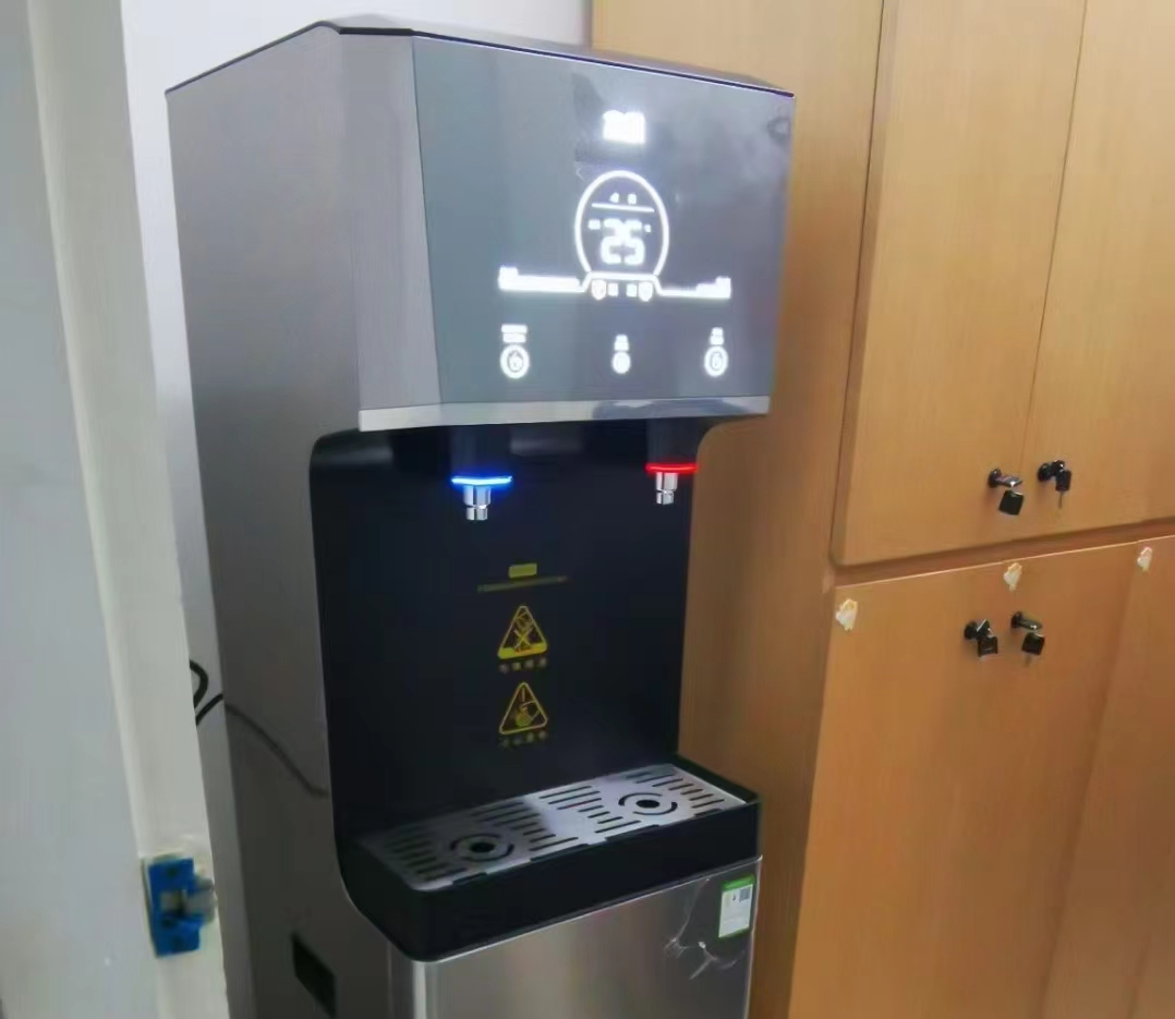 企业性价比高的直饮水机推荐：科普选型技巧，省钱又实用