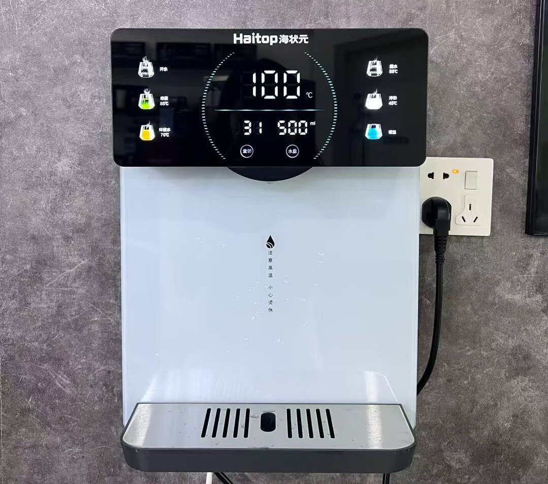 办公室挂壁式开水机推荐：科普选型要点，省空间护办公饮水