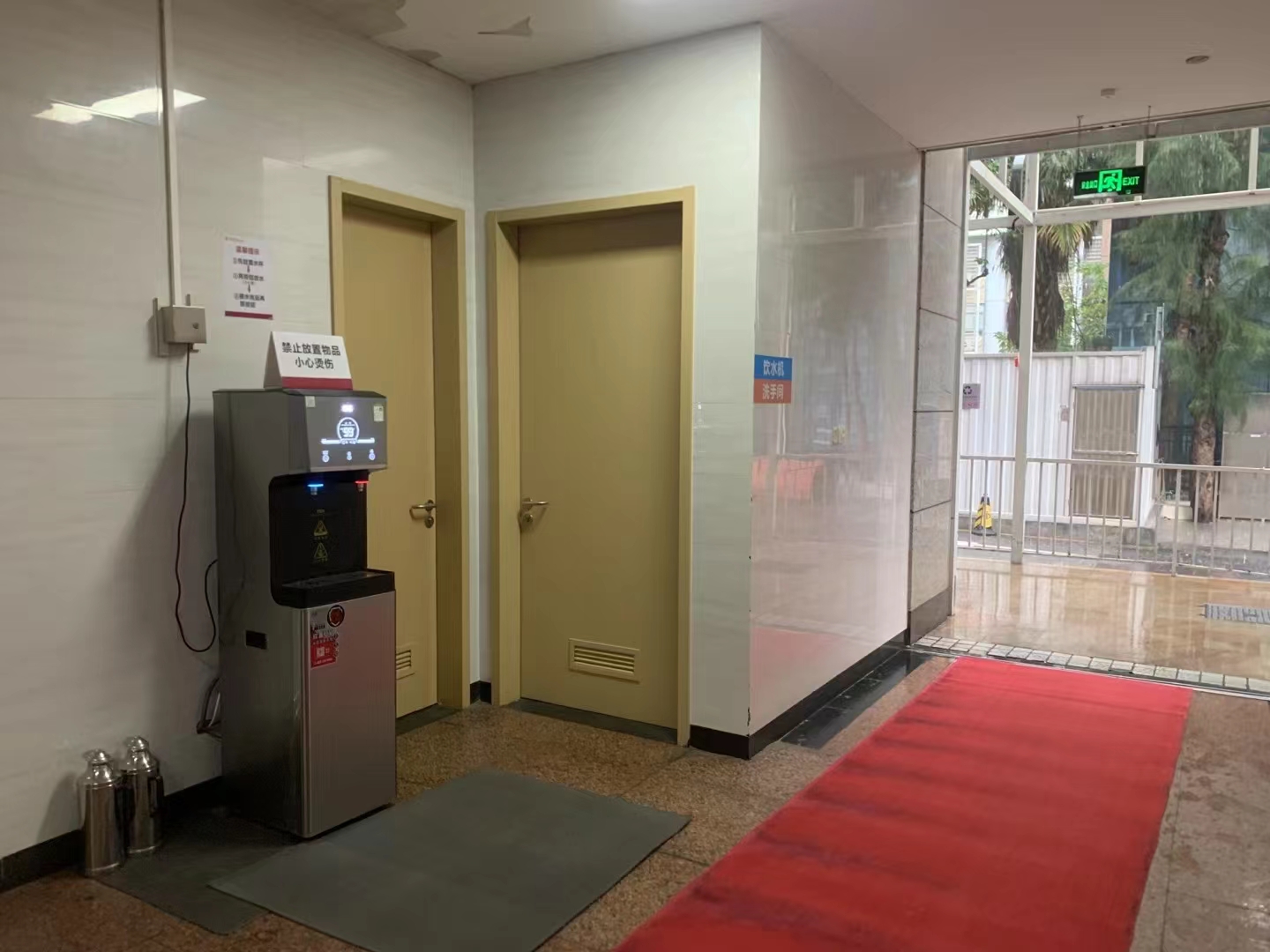 办公室直饮机授权经销商怎么选？企业采购避坑指南